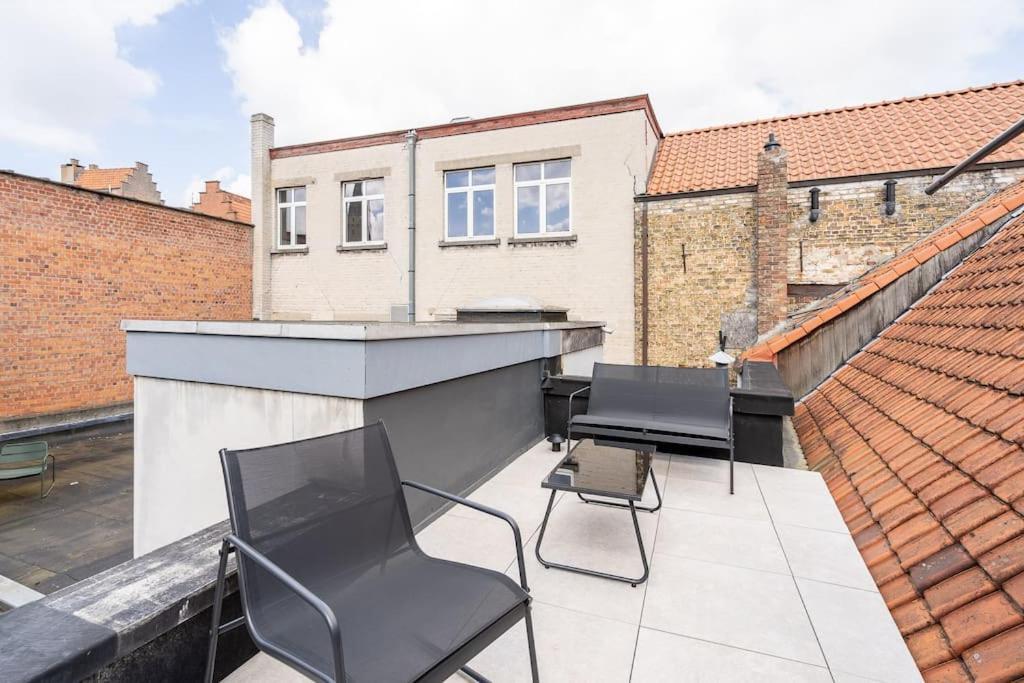 The Bruges Belfry View Apartment ภายนอก รูปภาพ