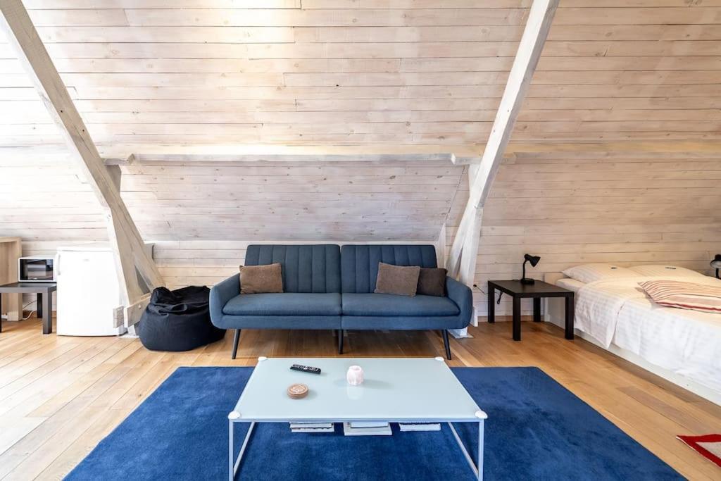 The Bruges Belfry View Apartment ภายนอก รูปภาพ