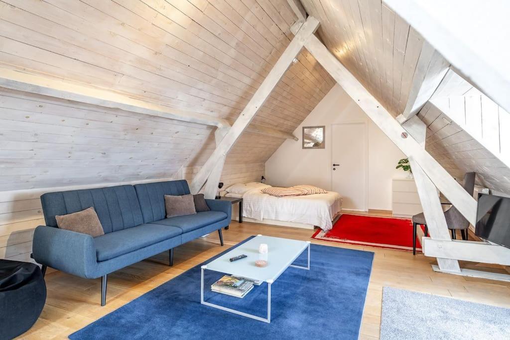 The Bruges Belfry View Apartment ภายนอก รูปภาพ