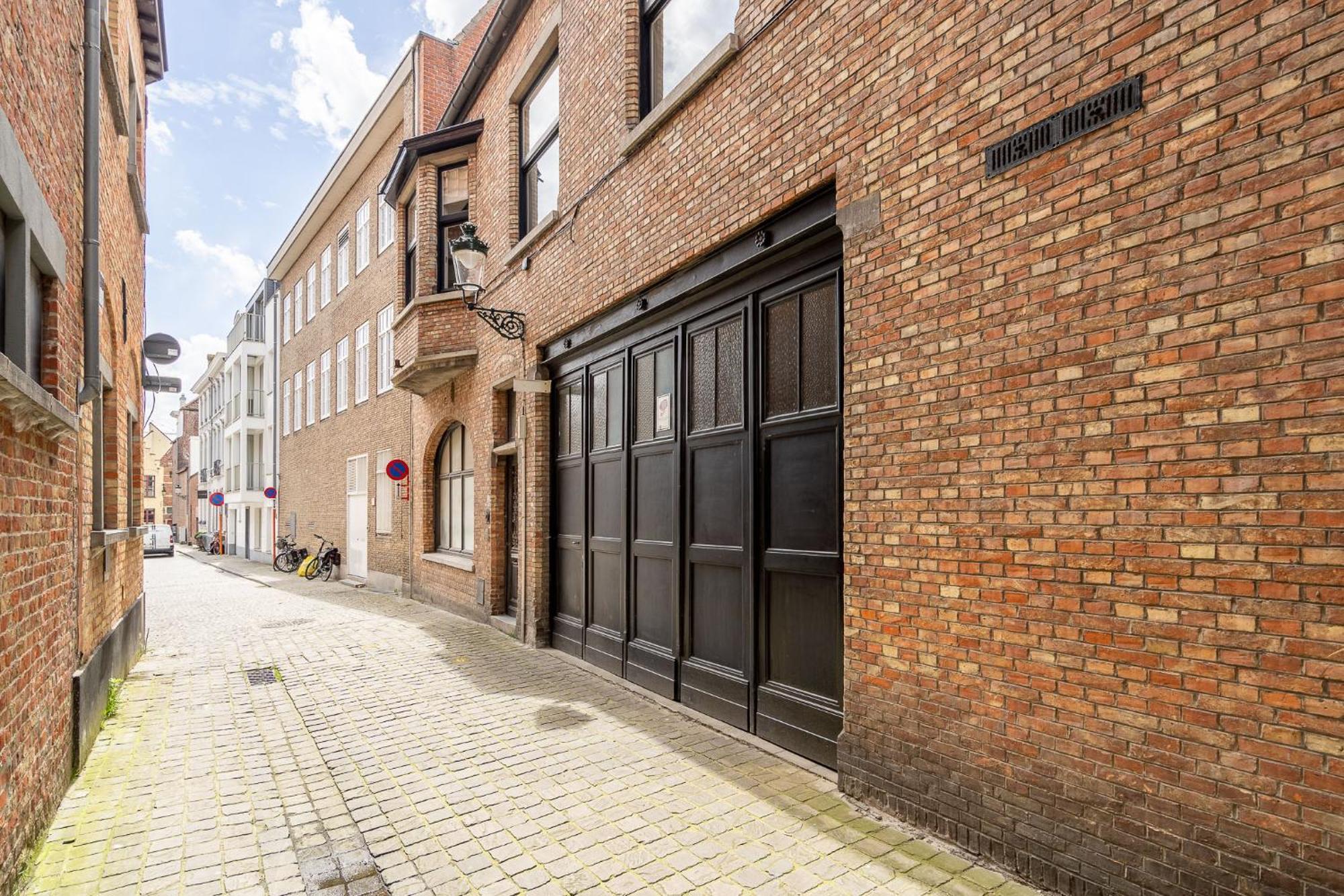 The Bruges Belfry View Apartment ภายนอก รูปภาพ