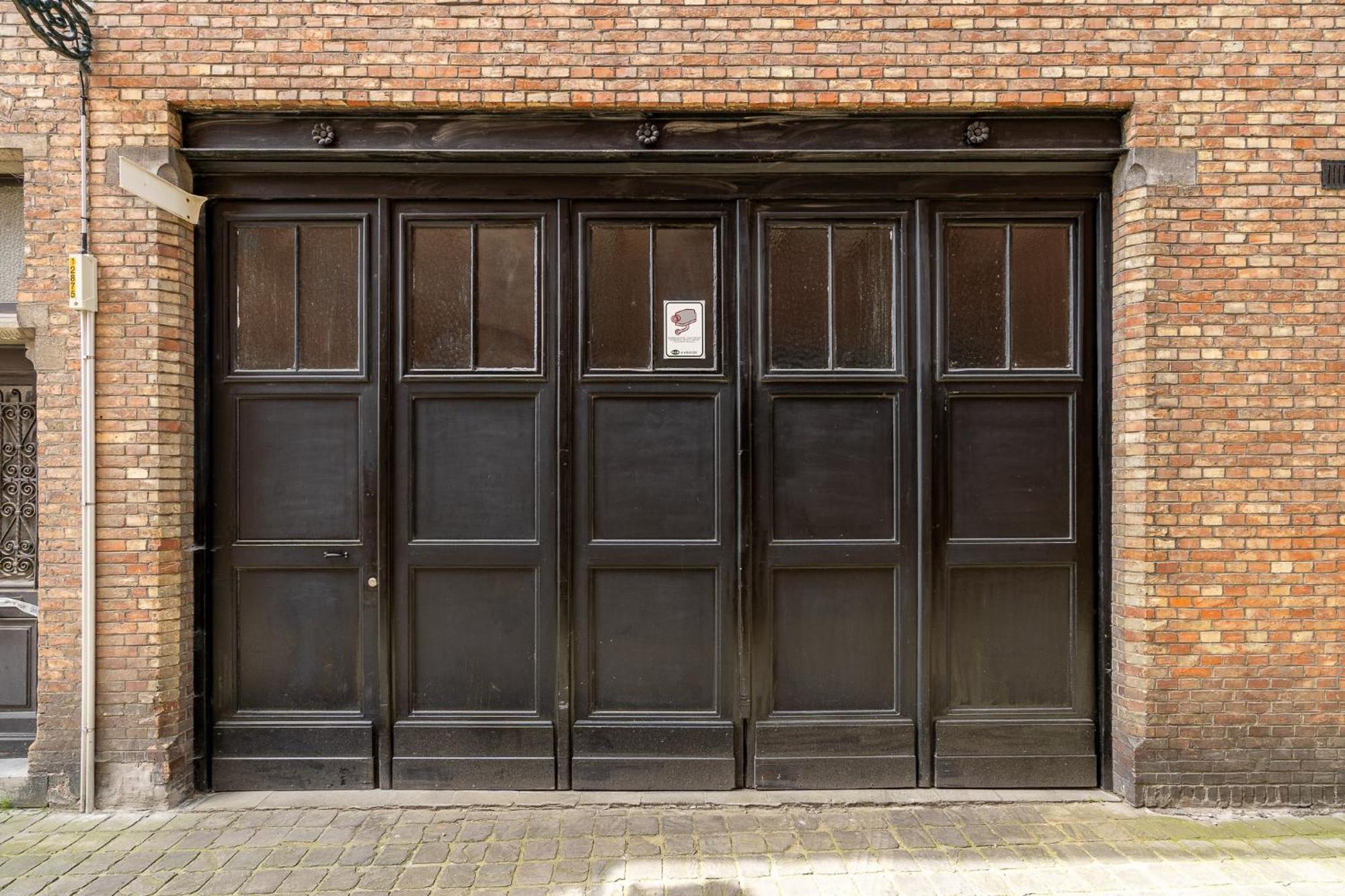 The Bruges Belfry View Apartment ภายนอก รูปภาพ